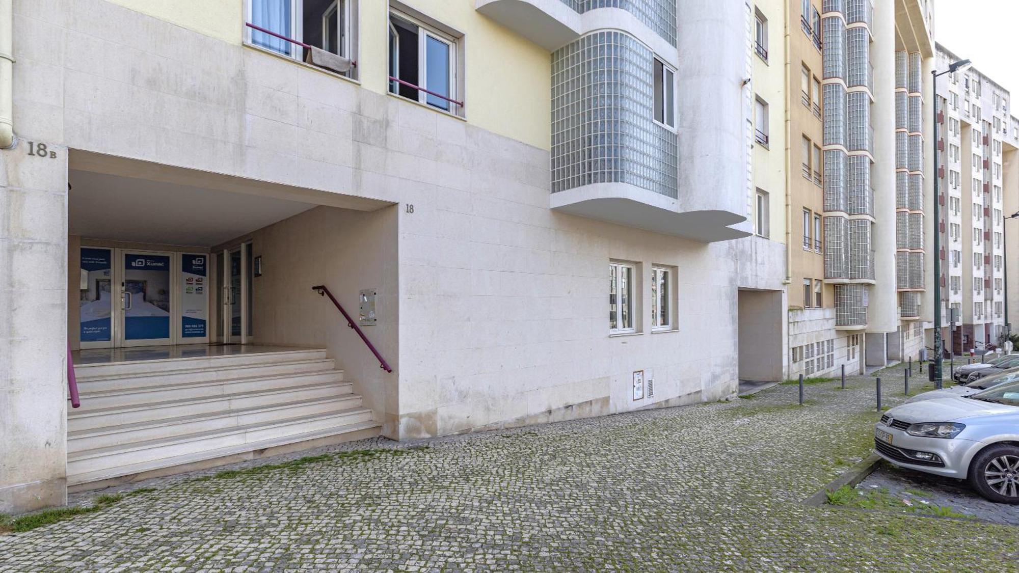 Amazing 3bdr Duplex In By Lovelystay Lejlighed Lisboa